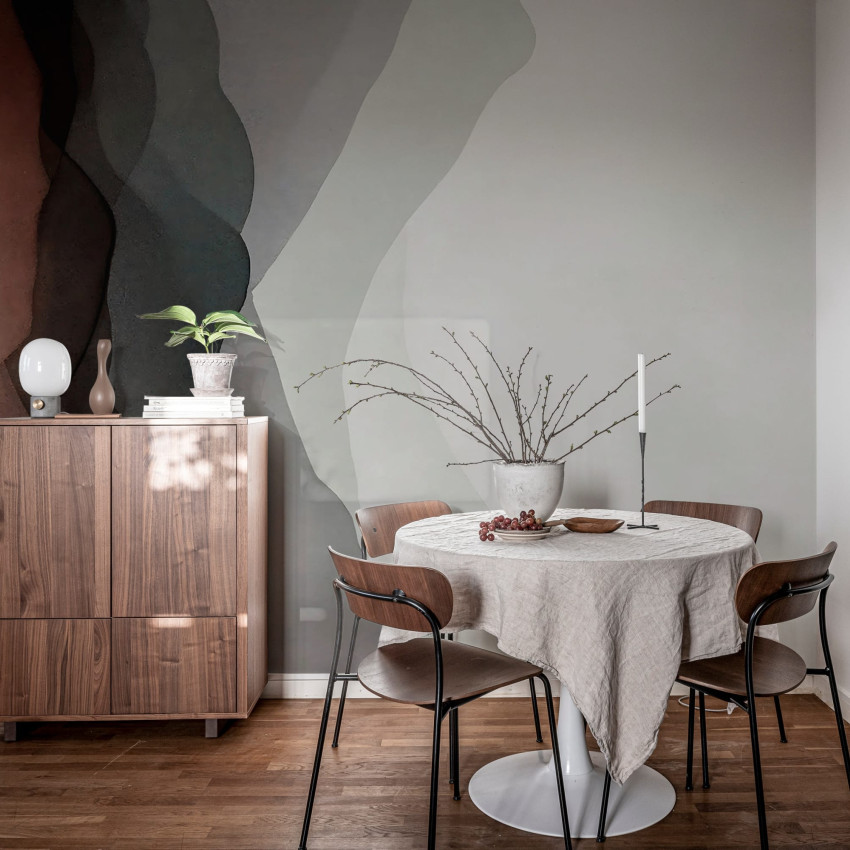 Tapet cu gradient vertical în nuanțe de gri într-un living modern