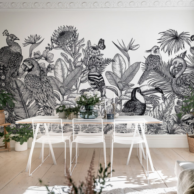 Tapet Birds Garden, Black & White, cu o grădină tropicală luxuriantă, plină de păsări exotice, plante și flori.