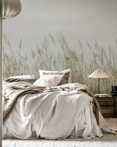 Tapet Reed Meadow, Beige cu un design minimalist cu paiele de grâu în nuanțe de bej.