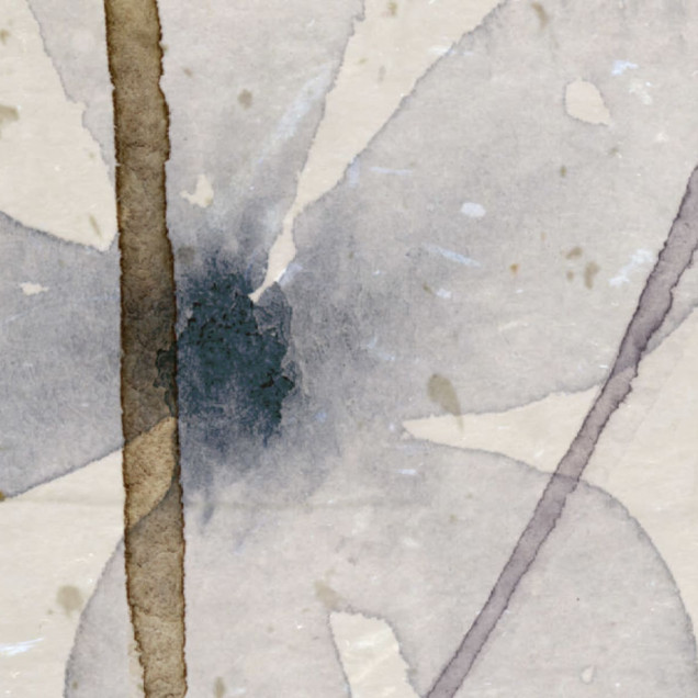 Tapet cu flori delicate, Dreamy Meadow, Blue, cu un design natural si elegant, perfect pentru dormitor.