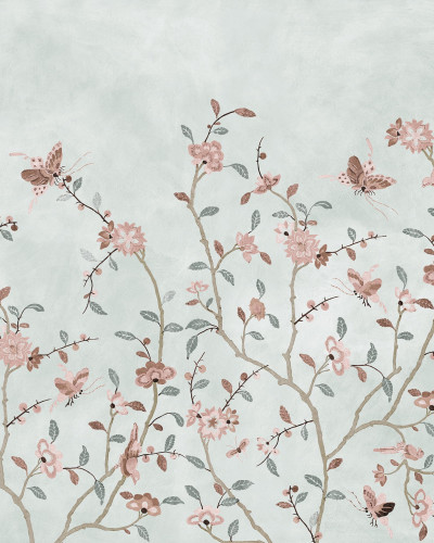 Tapet floral bleu deschis într-un living elegant