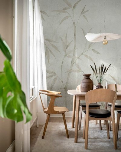 Fototapet bej cu motiv bambus orizontal într-un interior modern