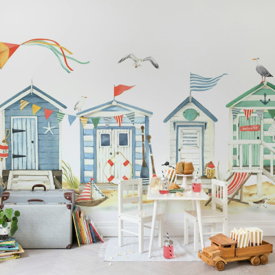 Tapet cu case de plajă Tiny Beach Houses, cu detalii delicat pictate în acuarelă.