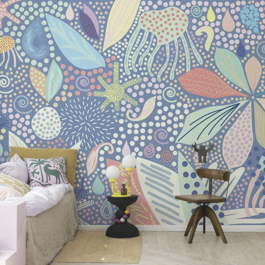 Tapet cu flori artistice in verde, cu un design modern si abstract