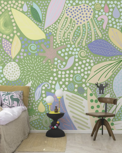 Tapet cu flori artistice in verde, cu un design modern si abstract