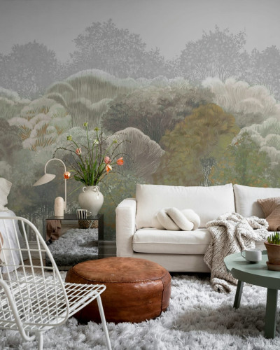 Tapet cu o pădure luxuriantă, în culori pastelate, ideal pentru un living, dormitor sau hol
