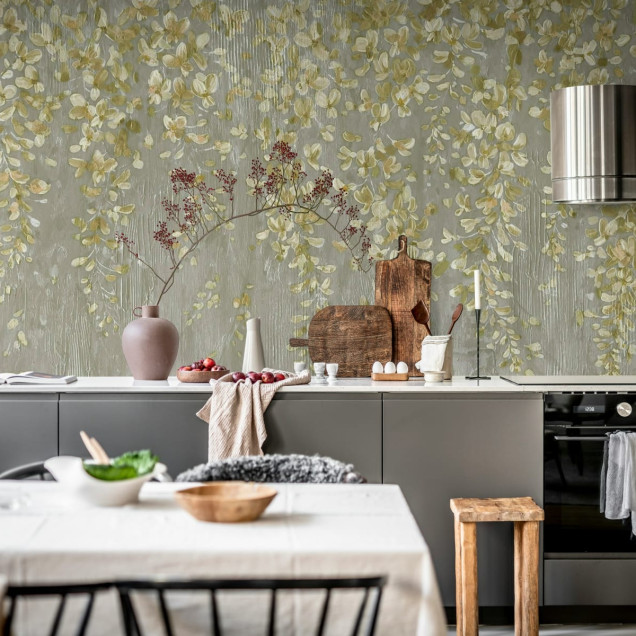 Tapet cu flori aurii, design delicat, perfect pentru living, dormitor.
