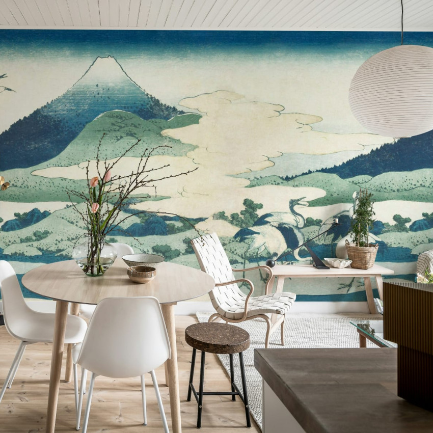 Tapet cu design japonez Umezawa Manor in Sagami Province, Soft, cu un peisaj montan relaxant, perfect pentru dormitor, living sau birou. Oferă o atmosferă zen.