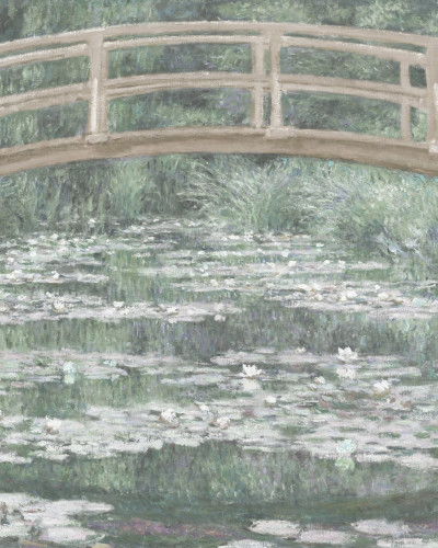 Tapetă murală The Japanese Footbridge, cu un design artistic, care înfățișează o punte japoneză peste un lac cu nuferi.