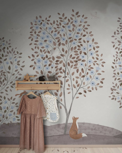 Tapet Happy Haven Beige cu arbori cu flori albastre, pasari si vulpe