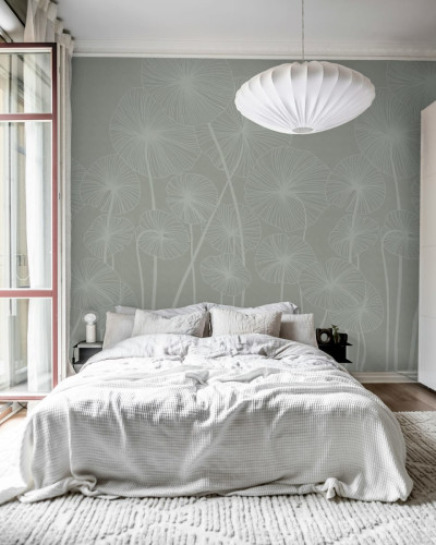 Tapet cu design minimalist cu flori albe pe un fundal bej.