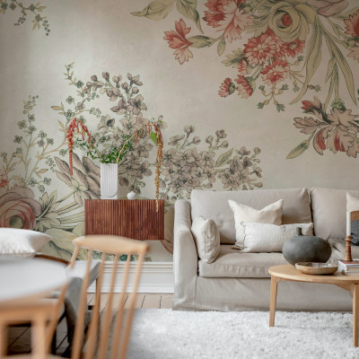 Tapet floral roz într-un living elegant