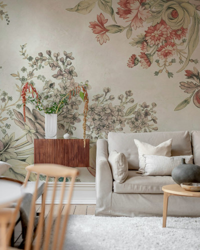 Tapet floral roz într-un living elegant