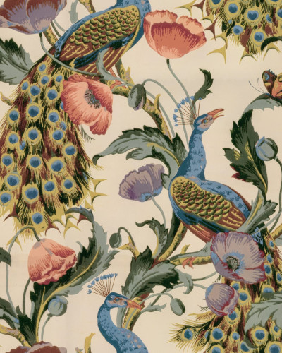 Tapet Vintage Peacock, Beige, cu păuni eleganți și flori delicate, perfect pentru a crea o atmosferă sofisticată și relaxantă în casa dumneavoastră.