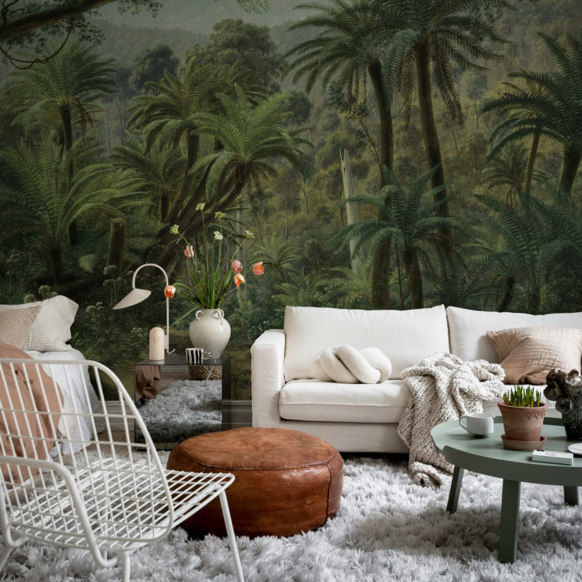 Wallpaper cu palmieri in nuante de bej, perfect pentru un living sau un dormitor modern.