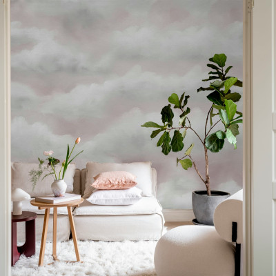Tapet cu design abstract de nori roz pal, perfect pentru o atmosferă modernă și relaxantă în orice cameră.