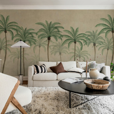 Tapet bej cu design de palmieri într-un living decorat