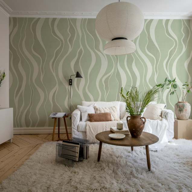 Tapet decorativ cu model de linii fluide verzi într-o sufragerie elegantă