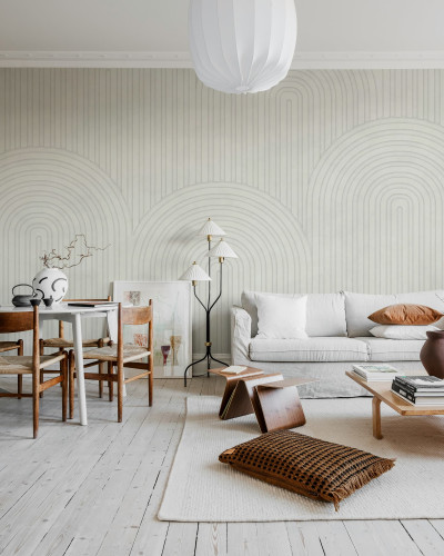 Tapet bej cu design de arce într-un interior modern