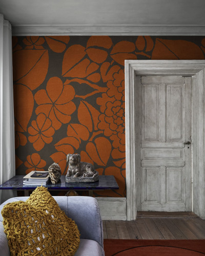 Tapet floral portocaliu cu design stilizat