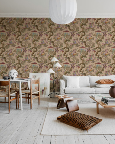 Tapet floral în nuanțe de piersică într-un living modern