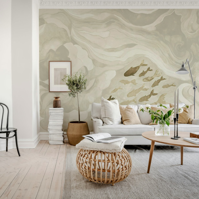 Tapet bej cu design abstract și pești într-o sufragerie elegantă
