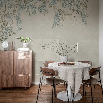 Fototapet floral cu glicină albastră într-un interior modern