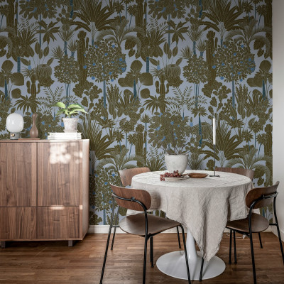 Tapet cu design tropical pe fundal albastru deschis