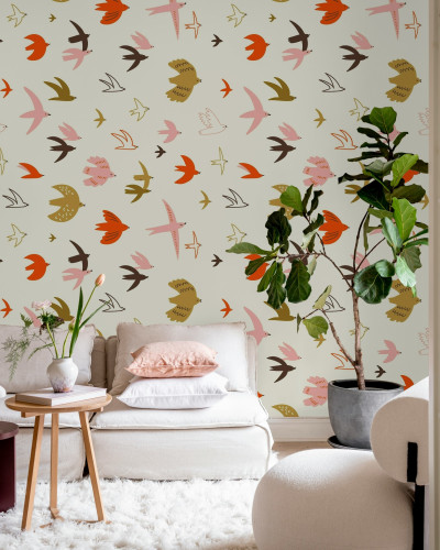Tapet cu păsări colorate în zbor, design interior primăvăratic