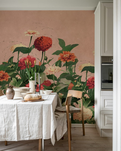 Tapet floral roz cu design vintage într-o bucătărie elegantă
