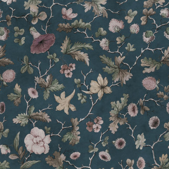 Tapet floral cu fundal albastru închis într-un living modern