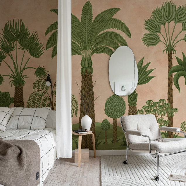 Fototapet cu motive tropicale și nuanțe de piersică într-un living modern