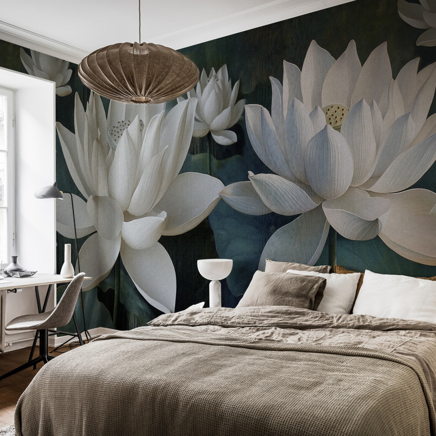 Fototapet floral cu lotus alb pe fundal negru într-un living modern