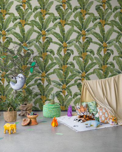 Tapet cu frunze de banane albe, decor tropical
