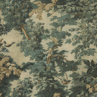 Tapet cu păsări și frunziș verde într-o sală de mese elegantă.