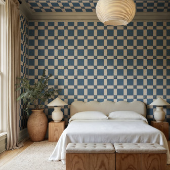 Tapet cu model geometric albastru deschis într-un dormitor modern