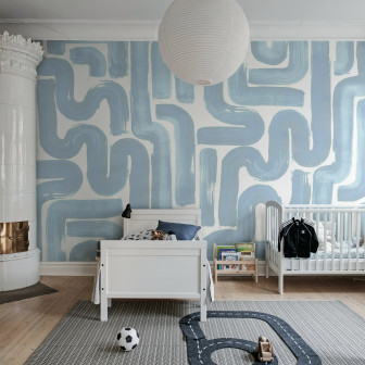 Tapet abstract albastru în camera unui copil