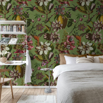 Fototapet cu colibri și flori verzi într-un dormitor modern