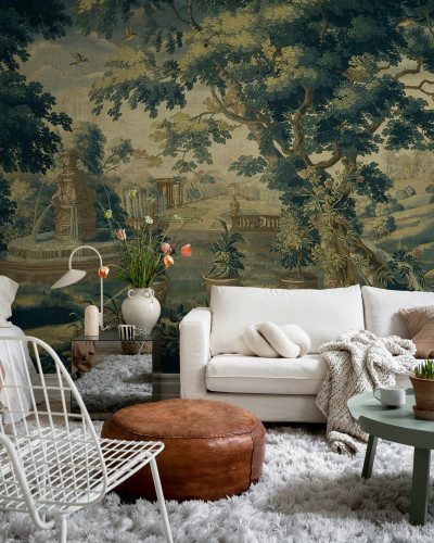 Tapet cu aspect de tapiserie antică într-un living elegant
