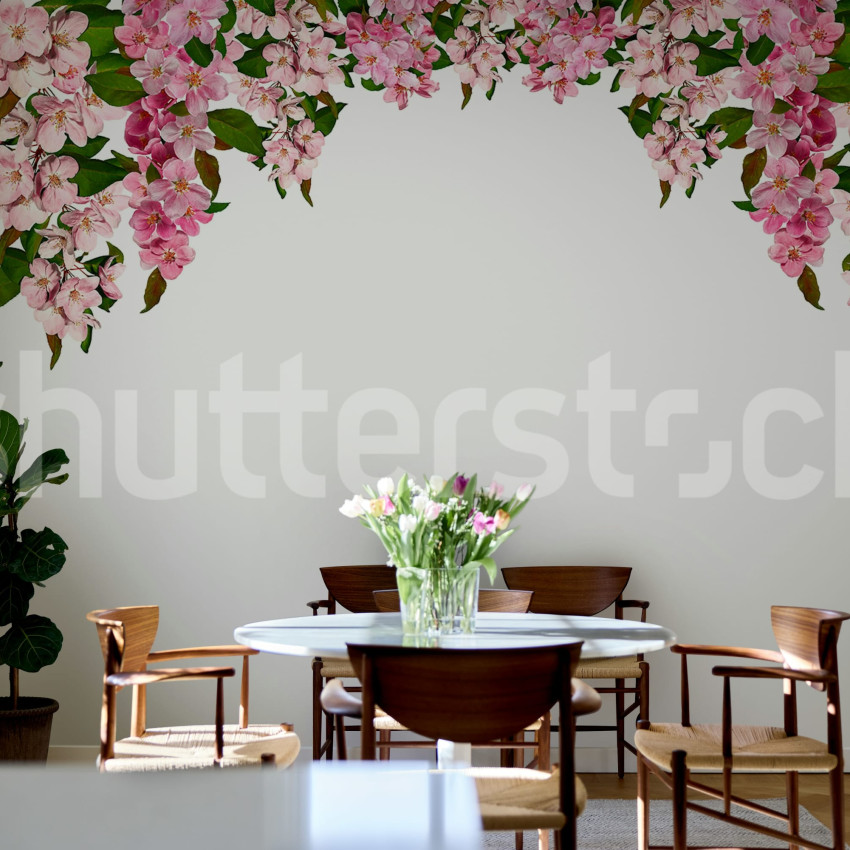 Tapet floral roz cu ghirlande de flori în living
