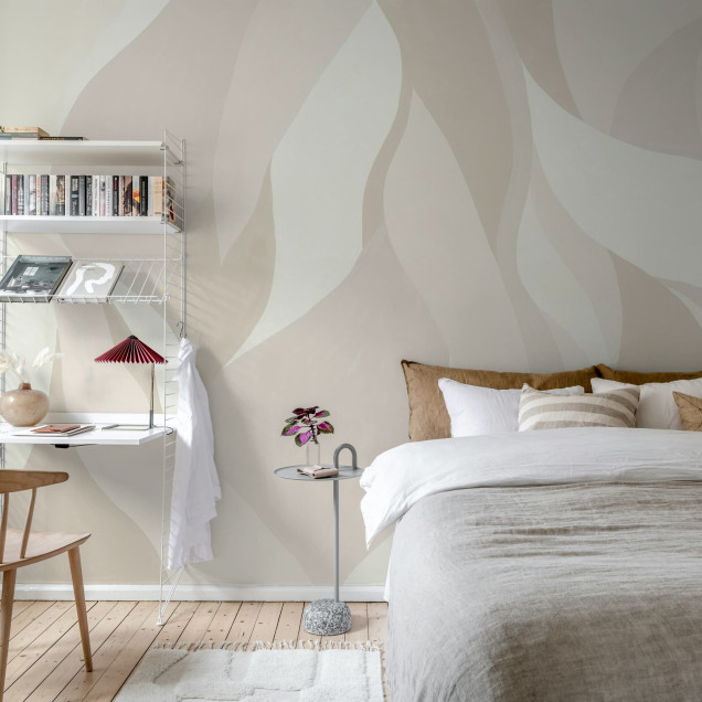 Tapet bej cu design abstract în sufragerie elegantă