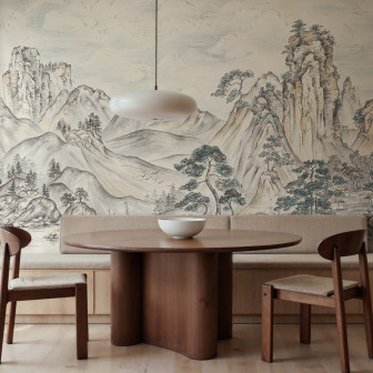 Tapet bej cu pini într-o sufragerie modernă