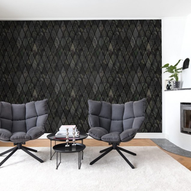Tapet personalizabil Cornwall, Emerald, cu un design clasic și elegant, cu motive geometrice fine, este perfect pentru a crea o atmosferă sofisticată în camera dumneavoastră.