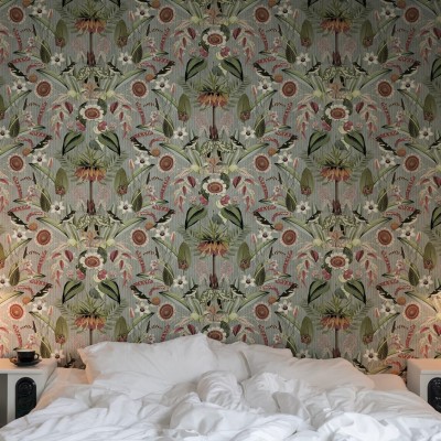 Tapet verde cu design tropical, cu flori, frunze si pasari
