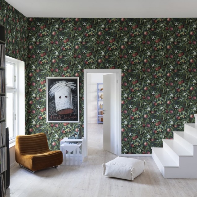 Tapet Rebel Walls RBW-T-R17993. Conține culorile: Verde, Verde-Negru, Verde, Verde Iarbă, Roșu, Roșu Oxidat, Verde, Verde Palid, Roz, Roz Somon