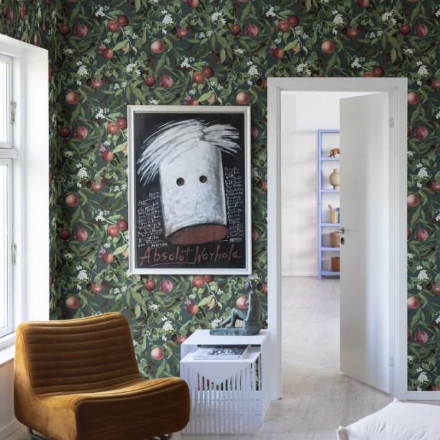 Tapet Rebel Walls RBW-T-R17993. Conține culorile: Verde, Verde-Negru, Verde, Verde Iarbă, Roșu, Roșu Oxidat, Verde, Verde Palid, Roz, Roz Somon