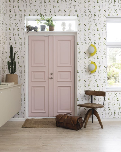 Tapet cu design floral minimalist, cu alfabetul englezesc. Perfect pentru hol, dormitor, living.