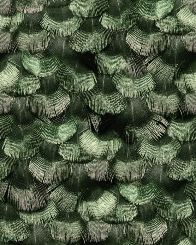 Tapet cu design geometric de pene de paun, in culoarea verde jad, utilizat intr-un dormitor