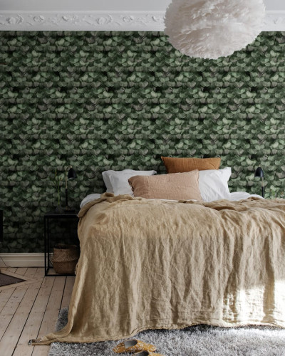 Tapet cu design geometric de pene de paun, in culoarea verde jad, utilizat intr-un dormitor