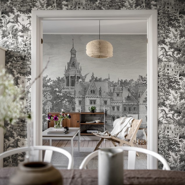 Tapet Fairy Tale Castle, Graphite - cu design unic, castel, cai, flori